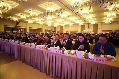 陕西餐饮业商会换届大会圆满举行，西安餐饮管理新篇章开启